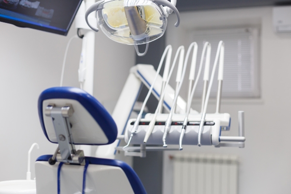 Visit An Emergency Pediatric Dentist For A Knocked Out Tooth